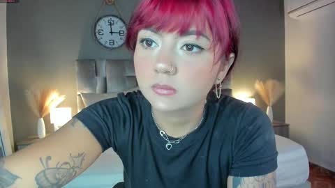 Snapshot of alaiarogers chatting on February 2025 11:36:01 AM Alaia online show from February 2025 11:36:01 AM