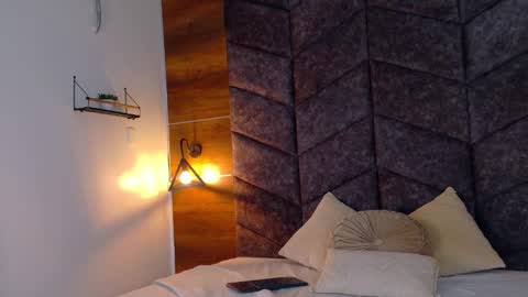  Alaia  online show from February 2026 11:42:02 AM