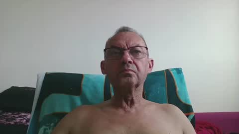 Snapshot of alain5159 chatting on July 2026 04:03:02 PM alain5159 online show from July 2026 04:03:02 PM