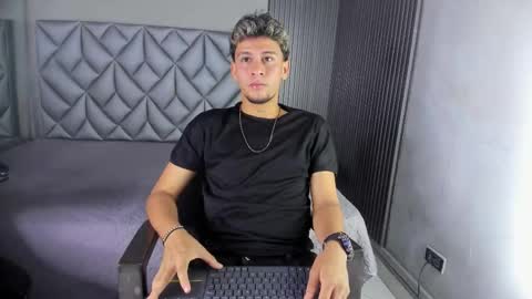 alan__smith online show from November 2025 07:57:01 PM