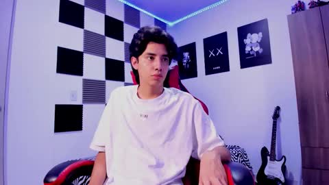 Alan Boy online show from November 2025 12:06:02 PM