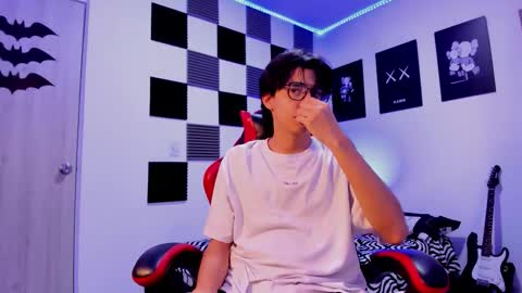 Alan Boy online show from November 2025 02:43:01 AM