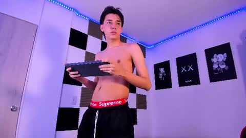 Alan Boy online show from June 2026 01:05:02 AM