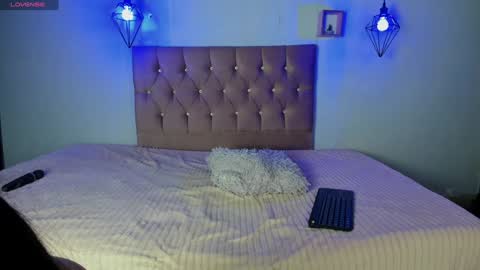 Snapshot of alan_karol_mds chatting on January 2025 10:51:01 PM Alan and Karol online show from January 2025 10:51:01 PM