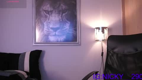 alan_morrys online show from March 2026 10:49:01 PM