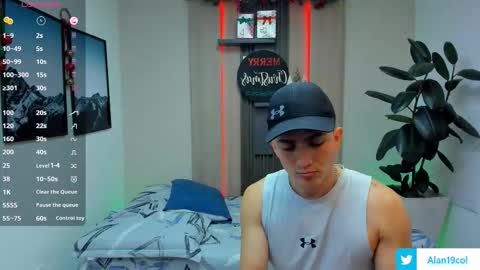 Alan  Kevin can we reach 100 thumbs up please guys  online show from December 2025 07:08:02 PM