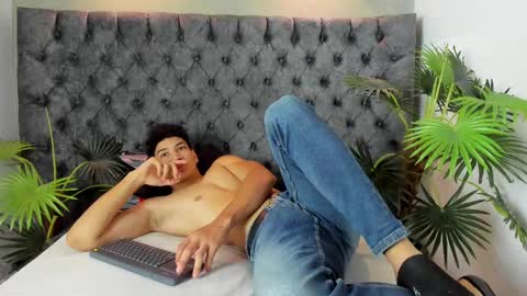 Alan online show from October 2025 01:18:02 PM