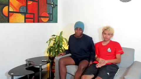 Snapshot of alan_scot chatting on December 2024 03:33:02 AM Alan and Criss - WE JUST FRIENDS WITH BENEFITS BOTH VERS online show from December 2024 03:33:02 AM