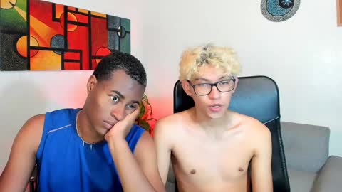 Snapshot of alan_scot chatting on January 2025 04:59:01 AM Alan and Criss - WE JUST FRIENDS WITH BENEFITS BOTH VERS online show from January 2025 04:59:01 AM