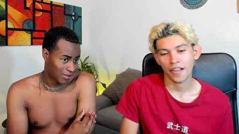 Snapshot of alan_scot chatting on January 2025 02:51:02 AM Alan and Criss - WE JUST FRIENDS WITH BENEFITS BOTH VERS online show from January 2025 02:51:02 AM