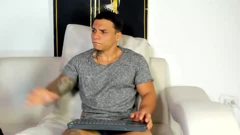 alan_vitori online show from May 2026 05:15:02 AM