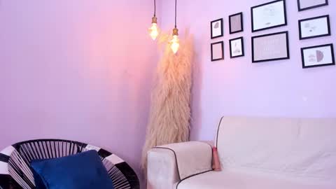 Alana online show from March 2025 12:47:01 PM