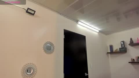 Snapshot of alana_madison chatting on December 2024 10:45:02 AM Maeve online show from December 2024 10:45:02 AM