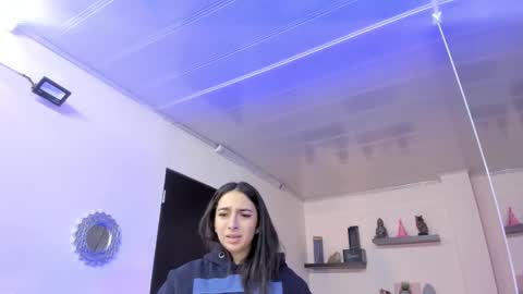 Snapshot of alana_madison chatting on December 2024 10:48:01 AM Maeve online show from December 2024 10:48:01 AM