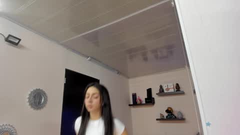 Snapshot of alana_madison chatting on February 2025 10:26:01 AM Maeve online show from February 2025 10:26:01 AM