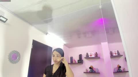 Snapshot of alana_madison chatting on March 2025 11:05:01 AM Maeve online show from March 2025 11:05:01 AM