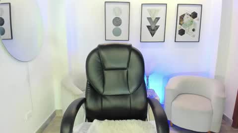 Snapshot of alana_martiins chatting on February 2026 08:07:01 PM alana online show from February 2026 08:07:01 PM