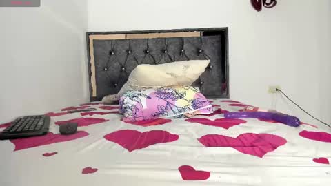 Alana online show from June 2026 03:45:02 PM