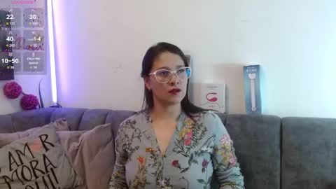 Alana  online show from April 2026 07:41:01 PM