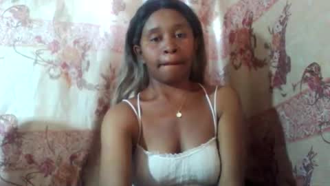 Snapshot of alanaangela chatting on June 2026 12:21:02 PM AlanaAngela online show from June 2026 12:21:02 PM