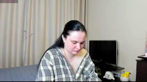 Snapshot of alanabrox chatting on July 2026 01:50:01 PM Julia online show from July 2026 01:50:01 PM