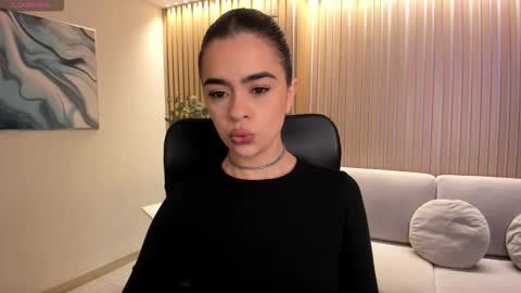 Alana online show from October 2025 12:30:02 PM