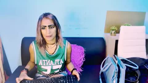 alanadelray online show from December 2024 06:48:02 AM