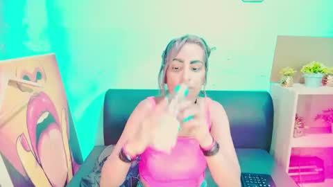 alanadelray online show from December 2024 11:07:02 AM