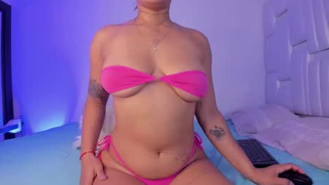 Snapshot of alanajoness chatting on January 2025 08:32:02 AM Alanna online show from January 2025 08:32:02 AM