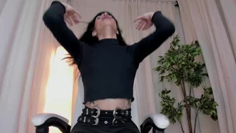 Snapshot of alanakimura_ chatting on February 2025 12:48:01 PM Alana silvana online show from February 2025 12:48:01 PM