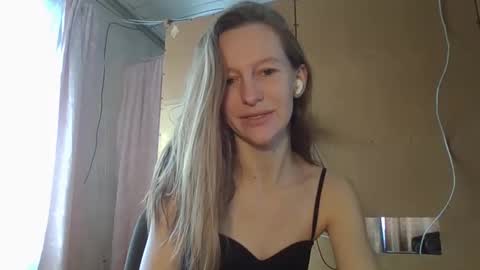 Snapshot of alane26 chatting on February 2025 11:54:01 AM Elisa online show from February 2025 11:54:01 AM
