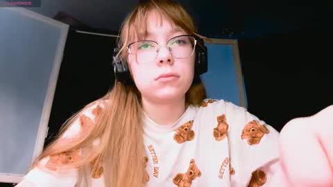 Stella online show from December 2025 06:09:01 AM