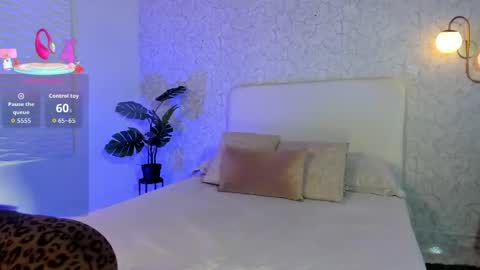 alannarouge online show from April 2026 11:19:02 AM
