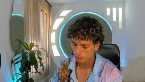 alan online show from February 2025 02:35:02 PM