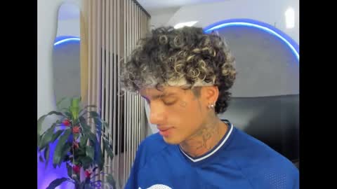 alan online show from February 2025 07:01:02 AM