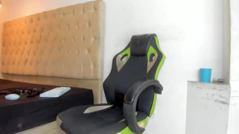 alantrickz365 online show from March 2026 01:45:01 AM