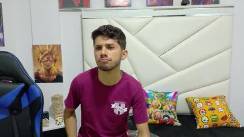 alanvilla_lobo online show from October 2025 12:13:02 PM