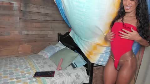 Snapshot of alariprincess chatting on June 2026 03:51:02 PM alariprincess online show from June 2026 03:51:02 PM