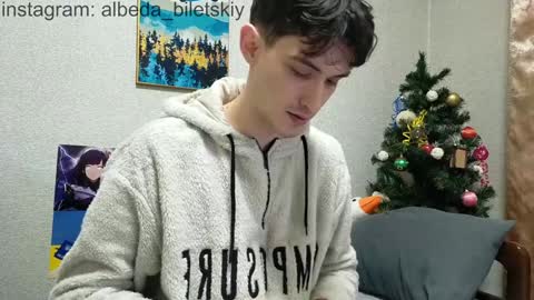 Snapshot of albeda22 chatting on December 2024 12:11:01 AM Albedo online show from December 2024 12:11:01 AM