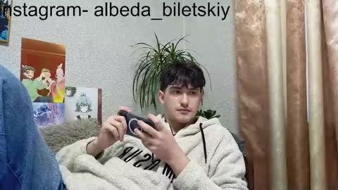Snapshot of albeda22 chatting on September 2025 04:51:02 AM Albedo online show from September 2025 04:51:02 AM