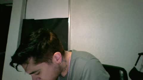 Snapshot of alber753713 chatting on June 2026 06:34:01 AM alber753713 online show from June 2026 06:34:01 AM