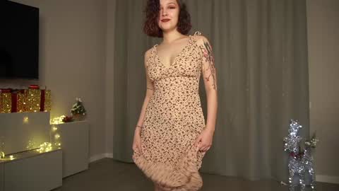 Hi all. My name is Stela and this is my first day here online show from January 2025 07:39:02 PM