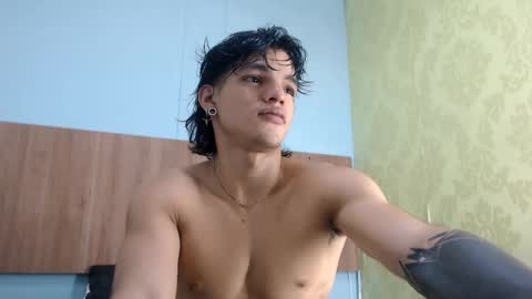 Snapshot of albertbernal69 chatting on February 2025 08:25:02 AM Albert online show from February 2025 08:25:02 AM