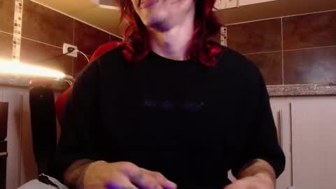 Snapshot of albertbernal69 chatting on February 2026 02:10:01 AM Albert online show from February 2026 02:10:01 AM