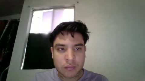 albertoarenas16 online show from May 2026 08:16:02 PM