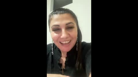albina online show from March 2026 05:49:01 PM