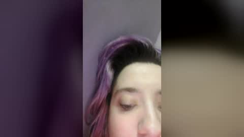 ale_pink online show from June 2026 07:16:01 PM