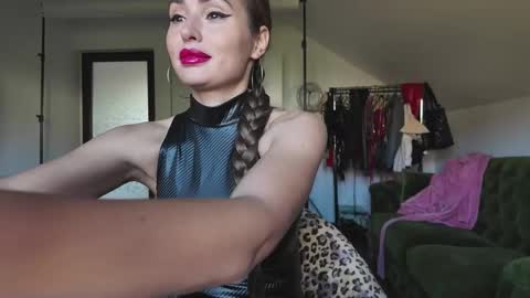 Snapshot of alecssalove chatting on October 2025 11:21:01 AM Alecssalove online show from October 2025 11:21:01 AM