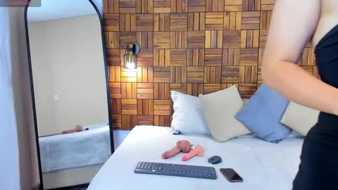 alessia online show from April 2026 02:33:02 PM