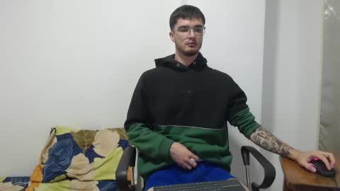 Snapshot of aleex_miller chatting on October 2025 07:39:01 AM aleex_miller online show from October 2025 07:39:01 AM